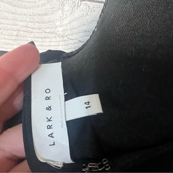 Lark & Ro Classic CrewNeck Black Sheath Dress with Puffed Sleeves - Picture 7 of 8